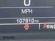 2020 Chevrolet Tahoe Commercial z VIN 1GNLCDEC4LR246474, wystawiony jako IAAI lot #42607484 z przebiegiem 107 910 mil mil oraz . Historia ofert i sprzedaży dostępna na DreamBid. Obrazek 16.