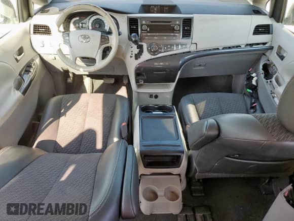 2011 Toyota Sienna SE with VIN 5TDXK3DC7BS049081, listed as a Copart auction lot 80009035 with 155,423 mi miles and Salvage title. Bid and sale history available at DreamBid. Image 8.