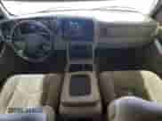 2005 Chevrolet Tahoe Commercial z VIN 1GNEK13Z95J196304, wystawiony jako Copart lot #84600765 z przebiegiem 155 480 mil mil oraz Szkoda całkowita • Salvage title. Historia ofert i sprzedaży dostępna na DreamBid. Obrazek 8.