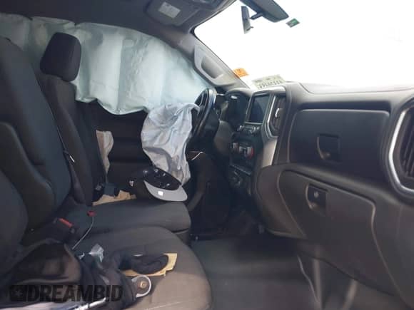2020 Chevrolet Silverado 1500 LT with VIN 3GCUYDED2LG109380, listed as a IAAI auction lot 43320453 with Not provided miles and . Bid and sale history available at DreamBid. Image 5.