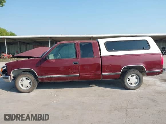 1998 Chevrolet Silverado 1500 with VIN 1GCEC19M3WE129614, listed as a IAAI auction lot 42842421 with 450,953 mi miles and . Bid and sale history available at DreamBid. Image 14.