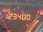 2015 Nissan Note S Plus with VIN 3N1CE2CPXFL373368, listed as a IAAI auction lot 42802406 with 123,400 mi miles and . Bid and sale history available at DreamBid. Image 15.