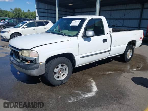 2000 GMC Sierra 1500 SLE with VIN 1GTEK14T4YE179586, listed as a IAAI auction lot 42329200 with 389,806 mi miles and . Bid and sale history available at DreamBid. Image 2.