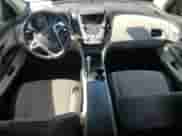 2015 Chevrolet Equinox LT z VIN 2GNFLBE30F6360392, wystawiony jako Copart lot #82223395 z przebiegiem 269 537 mil mil oraz Czysty tytuł • Clean title. Historia ofert i sprzedaży dostępna na DreamBid. Obrazek 8.