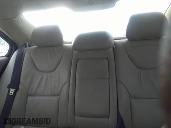 2004 Volvo S60 с VIN YV1RS61T942344217, выставлен на аукционе IAAI как лот 41193657 с пробегом 177 399 миль миль и . История ставок и продаж доступна на DreamBid. Изображение 8.