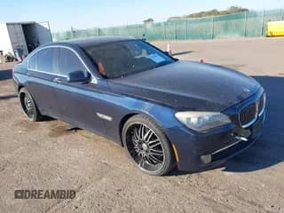 2011 BMW 7 Series 750i xDrive с VIN WBAKC6C53BC394246, выставлен на аукционе IAAI как лот 43425911 с пробегом 92 482 миль миль и . История ставок и продаж доступна на DreamBid. Изображение 1.