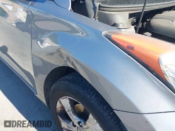 2013 Hyundai Elantra GS with VIN KMHDH6AE4DU014310, listed as a IAAI auction lot 43387771 with 221,732 mi miles and . Bid and sale history available at DreamBid. Image 6.