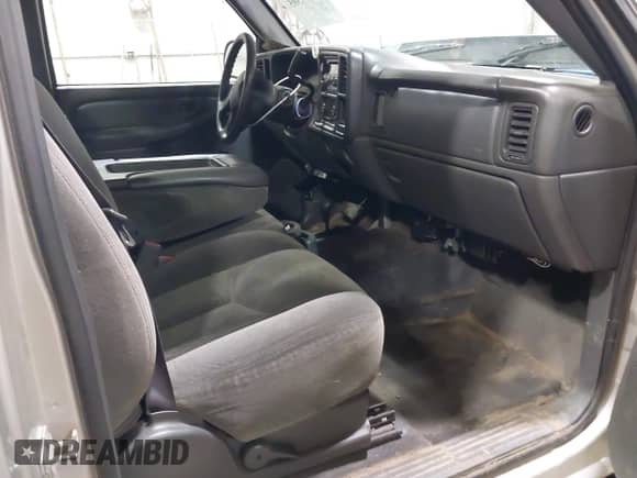 2006 Chevrolet Silverado 1500 Work Truck с VIN 3GCEK14V86G179730, выставлен на аукционе IAAI как лот 40477305 с пробегом 146 372 миль миль и . История ставок и продаж доступна на DreamBid. Изображение 5.