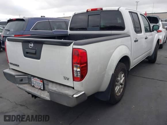 2017 Nissan Frontier SV with VIN 1N6AD0ERXHN759914, listed as a IAAI auction lot 43165301 with 152,191 mi miles and . Bid and sale history available at DreamBid. Image 4.