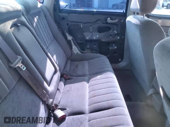 2003 Chevrolet Impala с VIN 2G1WF52E439437582, выставлен на аукционе Copart как лот 70061165 с пробегом 205 489 миль миль и Списание • Salvage title. История ставок и продаж доступна на DreamBid. Изображение 10.