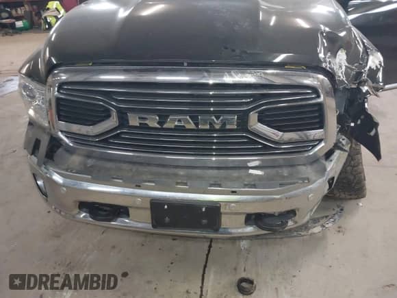 2016 Ram 1500 Longhorn z VIN 1C6RR7PT3GS407239, wystawiony jako IAAI lot #41274199 z przebiegiem 120 093 mil mil oraz . Historia ofert i sprzedaży dostępna na DreamBid. Obrazek 6.