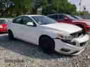 2018 Volvo S60 Dynamic с VIN YV140MTL4J2450846, выставлен на аукционе Copart как лот 65956175 с пробегом 129 782 миль миль и Списание • Salvage title. История ставок и продаж доступна на DreamBid. Изображение 4.