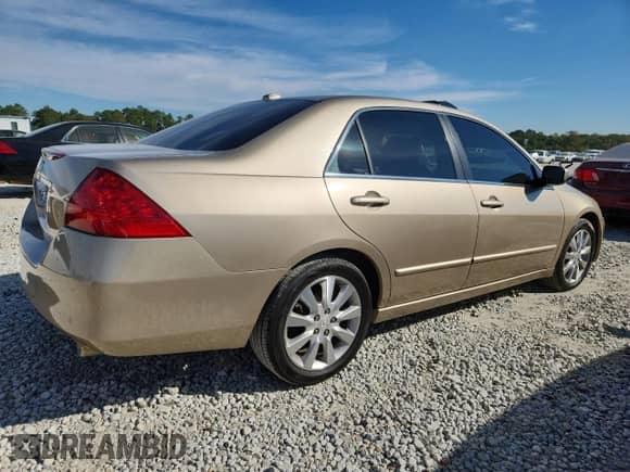2006 Honda Accord EX-L with VIN 1HGCM66856A024493, listed as a Copart auction lot 87298125 with 208,657 mi miles and Salvage title. Bid and sale history available at DreamBid. Image 3.