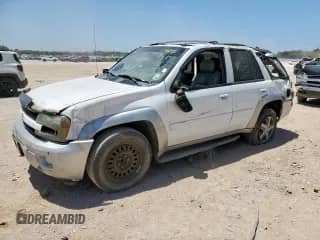 2005 Chevrolet TrailBlazer LT с VIN 1GNDS13S052340475, выставлен на аукционе Copart как лот 67266245 с пробегом Не указан миль и Списание • Salvage title. История ставок и продаж доступна на DreamBid. Изображение 1.