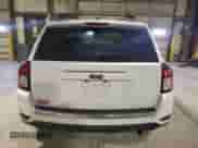 2015 Jeep Compass High Altitude с VIN 1C4NJDEB7FD245402, выставлен на аукционе Copart как лот 63697055 с пробегом 136 594 миль миль и Списание • Salvage title. История ставок и продаж доступна на DreamBid. Изображение 6.