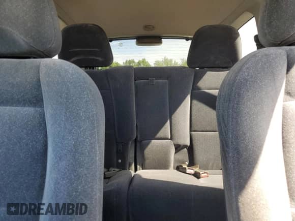 2004 Hyundai Santa Fe GLS с VIN KM8SC73D84U844420, выставлен на аукционе Copart как лот 69304565 с пробегом 121 728 миль миль и Списание • Salvage title. История ставок и продаж доступна на DreamBid. Изображение 10.