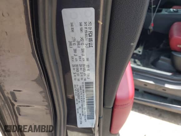 2017 Dodge Durango R/T z VIN 1C4SDHCT0HC856247, wystawiony jako IAAI lot #42703990 z przebiegiem 155 018 mil mil oraz . Historia ofert i sprzedaży dostępna na DreamBid. Obrazek 9.