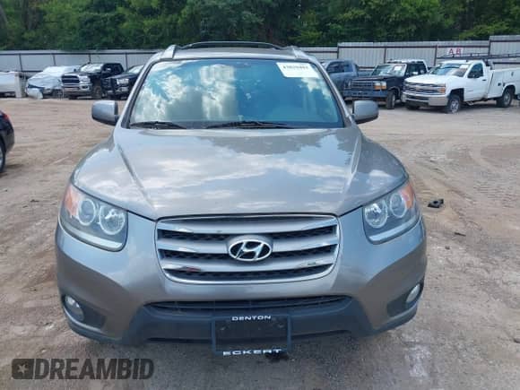 2012 Hyundai Santa Fe SE с VIN 5XYZH4AG9CG097796, выставлен на аукционе IAAI как лот 43028401 с пробегом 69 520 миль миль и . История ставок и продаж доступна на DreamBid. Изображение 12.