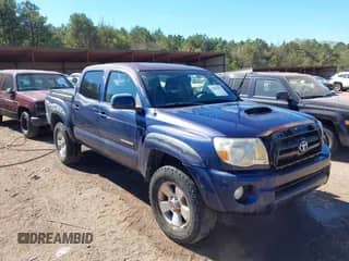 2005 Toyota Tacoma PreRunner with VIN 5TEJU62N55Z103779, listed as a IAAI auction lot 43456387 with 388,631 mi miles and . Bid and sale history available at DreamBid. Image 1.