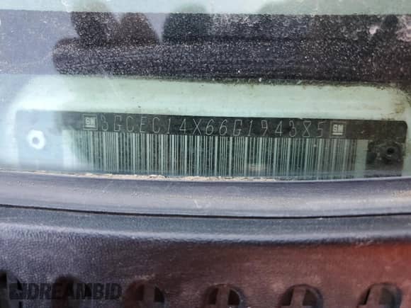 2006 Chevrolet Silverado 1500 Work Truck z VIN 3GCEC14X66G194385, wystawiony jako Copart lot #85356075 z przebiegiem 245 330 mil mil oraz Szkoda całkowita • Salvage title. Historia ofert i sprzedaży dostępna na DreamBid. Obrazek 13.