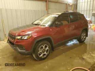 2022 Jeep Compass Trailhawk с VIN 3C4NJDDB6NT198700, выставлен на аукционе Copart как лот 71315405 с пробегом 18 508 миль миль и Списание • Salvage title. История ставок и продаж доступна на DreamBid. Изображение 1.