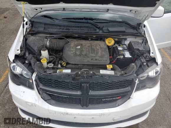 2019 Dodge Grand Caravan SE Plus with VIN 2C4RDGBGXKR676270, listed as a Copart auction lot 63740285 with 111,025 mi miles and Salvage title. Bid and sale history available at DreamBid. Image 12.