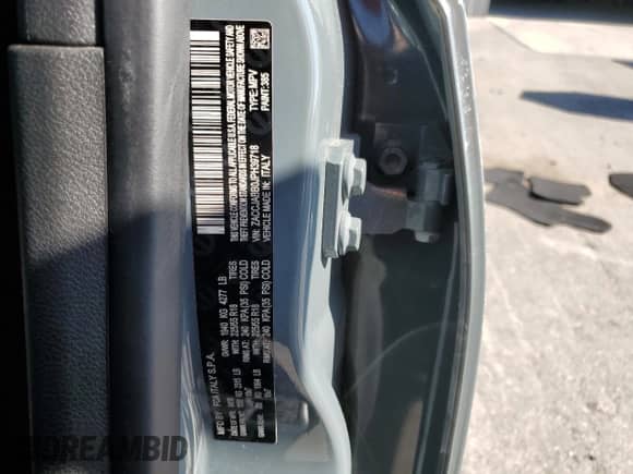 2018 Jeep Renegade Altitude with VIN ZACCJABB0JPH39718, listed as a Copart auction lot 80542675 with 80,587 mi miles and Salvage title. Bid and sale history available at DreamBid. Image 13.