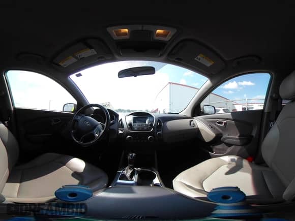 2014 Hyundai Tucson Limited with VIN KM8JUCAG7EU888876, listed as a IAAI auction lot 42509769 with 143,811 mi miles and . Bid and sale history available at DreamBid. Image 18.