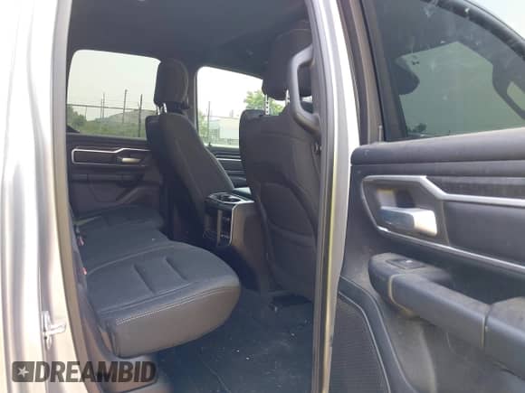 2019 Ram 1500 Big Horn с VIN 1C6SRFBT5KN624785, выставлен на аукционе IAAI как лот 42890677 с пробегом 112 449 миль миль и . История ставок и продаж доступна на DreamBid. Изображение 8.