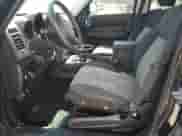 2007 Dodge Nitro SXT with VIN 1D8GU28KX7W734982, listed as a Copart auction lot 71172105 with 322,212 mi miles and Salvage title. Bid and sale history available at DreamBid. Image 7.