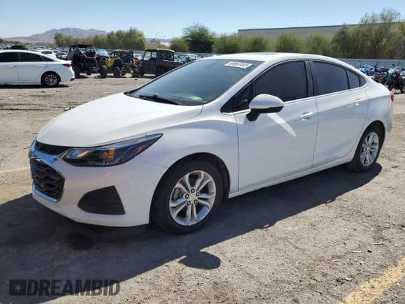 2019 Chevrolet Cruze LT с VIN 1G1BE5SM1K7126765, выставлен на аукционе Copart как лот 84967445 с пробегом 70 360 миль миль и Списание • Salvage title. История ставок и продаж доступна на DreamBid. Изображение 1.
