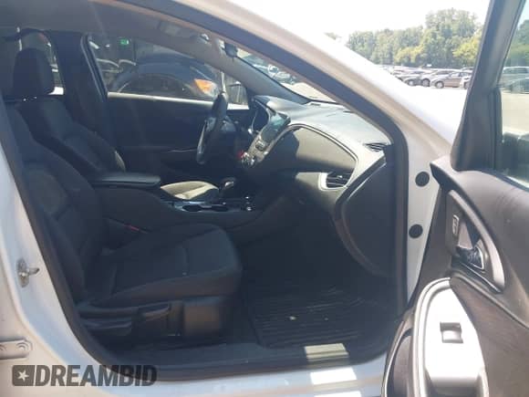 2023 Chevrolet Malibu LS с VIN 1G1ZB5ST0PF153242, выставлен на аукционе IAAI как лот 42823275 с пробегом 69 601 миль миль и . История ставок и продаж доступна на DreamBid. Изображение 5.