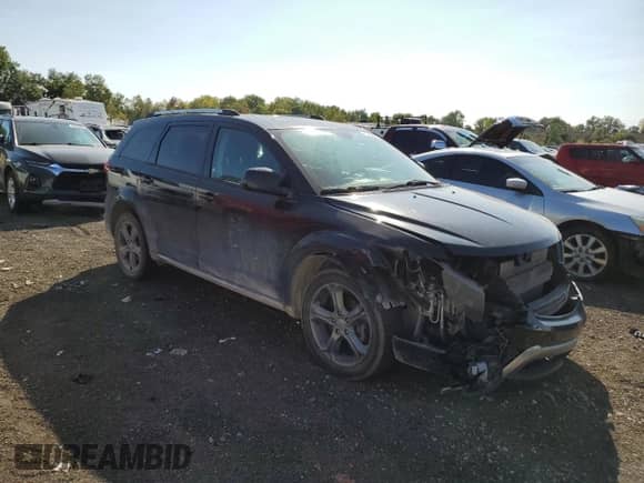 2017 Dodge Journey Crossroad Plus with VIN 3C4PDDGG6HT623005, listed as a Copart auction lot 72023095 with 125,222 mi miles and Clean title. Bid and sale history available at DreamBid. Image 4.