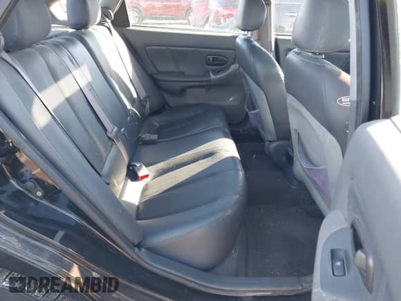 2003 Hyundai Elantra GT z VIN KMHDN55D63U080280, wystawiony jako IAAI lot #41349893 z przebiegiem 45 821 mil mil oraz . Historia ofert i sprzedaży dostępna na DreamBid. Obrazek 8.