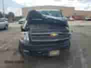 2013 Chevrolet Silverado 1500 LTZ z VIN 1GCRKTE79DZ340922, wystawiony jako Copart lot #64622685 z przebiegiem 179 159 mil mil oraz Szkoda całkowita • Salvage title. Historia ofert i sprzedaży dostępna na DreamBid. Obrazek 5.