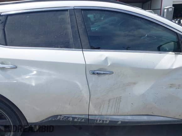 2017 Nissan Murano SV с VIN 5N1AZ2MG2HN161067, выставлен на аукционе IAAI как лот 43307407 с пробегом 177 992 миль миль и . История ставок и продаж доступна на DreamBid. Изображение 13.