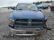 2010 Dodge 1500 SLT z VIN 1D7RV1CT9AS145652, wystawiony jako Copart lot #55385785 z przebiegiem Nie podano mil oraz Szkoda całkowita • Salvage title. Historia ofert i sprzedaży dostępna na DreamBid. Obrazek 5.