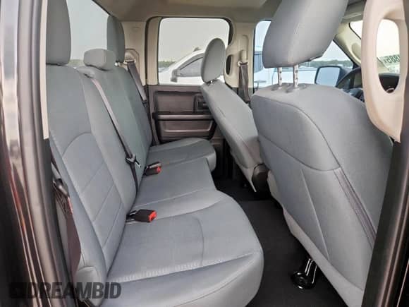 2019 Ram 1500 Tradesman z VIN 1C6RR6FGXKS514912, wystawiony jako Copart lot #70864885 z przebiegiem 180 346 mil mil oraz Szkoda całkowita • Salvage title. Historia ofert i sprzedaży dostępna na DreamBid. Obrazek 10.