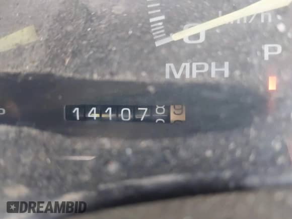 1997 Chevrolet Silverado 1500 z VIN 1GCEC19W5VE263332, wystawiony jako IAAI lot #42400176 z przebiegiem 141 078 mil mil oraz . Historia ofert i sprzedaży dostępna na DreamBid. Obrazek 15.