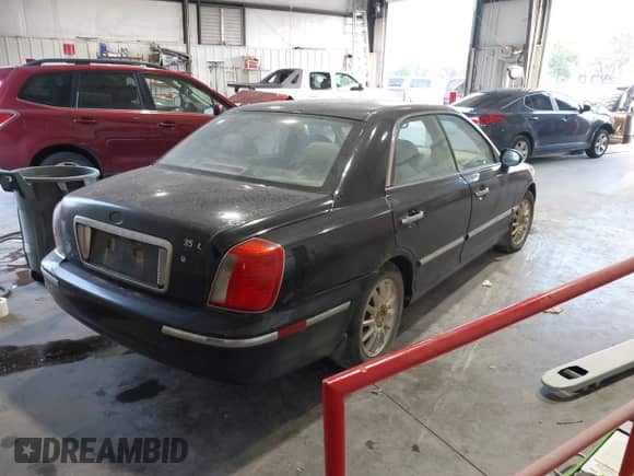 2005 Hyundai XG z VIN KMHFU45E25A390199, wystawiony jako IAAI lot #42910999 z przebiegiem 244 898 mil mil oraz . Historia ofert i sprzedaży dostępna na DreamBid. Obrazek 4.