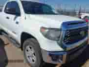 2018 Toyota Tundra SR с VIN 5TFUW5F18JX747478, выставлен на аукционе IAAI как лот 42315962 с пробегом 72 271 миль миль и . История ставок и продаж доступна на DreamBid. Изображение 1.