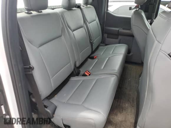 2021 Ford F-150 XL с VIN 1FTEX1CB8MKD88951, выставлен на аукционе Copart как лот 64674024 с пробегом 100 886 миль миль и Списание • Salvage title. История ставок и продаж доступна на DreamBid. Изображение 10.