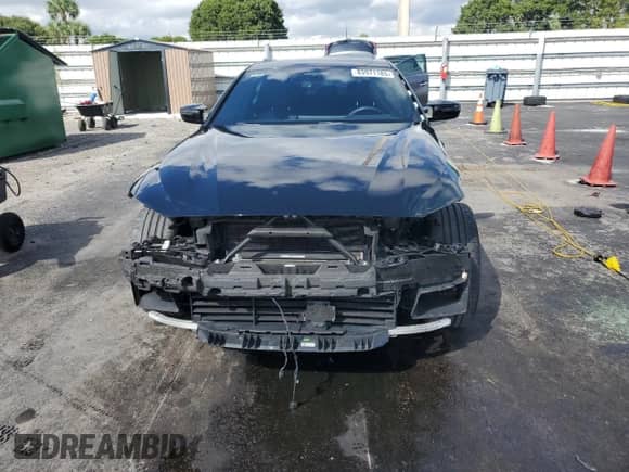 2024 BMW 4 Series M440i with VIN WBA63AW05RFR42907, listed as a Copart auction lot 83971185 with 38,846 mi miles and Salvage title. Bid and sale history available at DreamBid. Image 5.