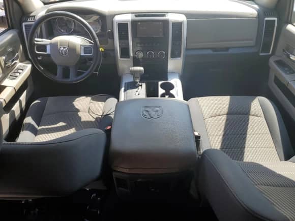 2011 Ram 1500 SLT z VIN 1D7RB1CTXBS671119, wystawiony jako Copart lot #50238635 z przebiegiem 247 533 mil mil oraz Szkoda całkowita • Salvage title. Historia ofert i sprzedaży dostępna na DreamBid. Obrazek 8.