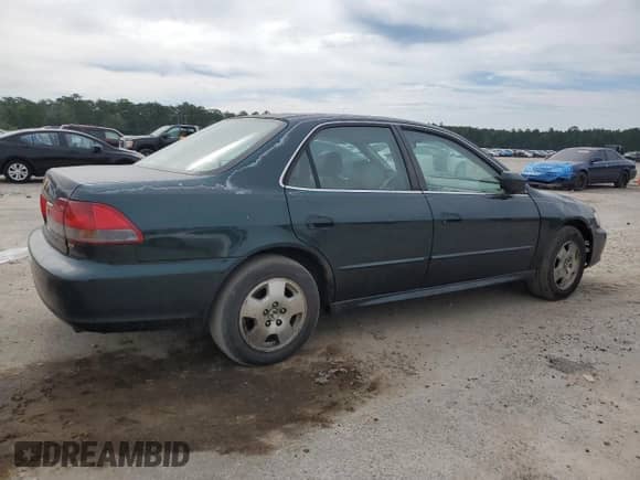 2001 Honda Accord EX with VIN 1HGCG16581A035500, listed as a Copart auction lot 70722195 with Not provided miles and Salvage title. Bid and sale history available at DreamBid. Image 3.