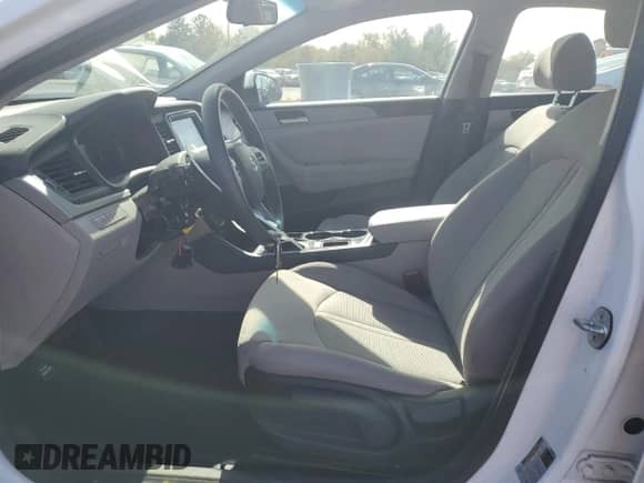 2018 Hyundai Sonata SE with VIN 5NPE24AF8JH659619, listed as a Copart auction lot 90260925 with 47,190 mi miles and Salvage title. Bid and sale history available at DreamBid. Image 7.