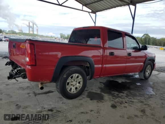 2005 GMC Sierra 1500 SLT z VIN 2GTEC13T951242645, wystawiony jako Copart lot #73663114 z przebiegiem 267 618 mil mil oraz Szkoda całkowita • Salvage title. Historia ofert i sprzedaży dostępna na DreamBid. Obrazek 3.