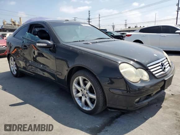 2003 Mercedes-Benz C 320 z VIN WDBRN64J43A459365, wystawiony jako Copart lot #65401525 z przebiegiem 129 633 mil mil oraz Szkoda całkowita • Salvage title. Historia ofert i sprzedaży dostępna na DreamBid. Obrazek 4.