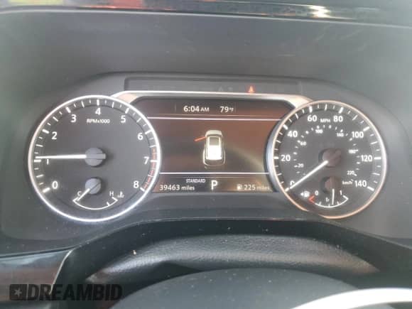 2024 Nissan Pathfinder SV with VIN 5N1DR3BA8RC253587, listed as a Copart auction lot 68836805 with 39,463 mi miles and Clean title. Bid and sale history available at DreamBid. Image 9.