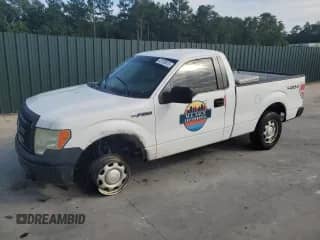 2010 Ford F-150 XL с VIN 1FTMF1EW2AFC79050, выставлен на аукционе Copart как лот 62529815 с пробегом Не указан миль и Списание • Salvage title. История ставок и продаж доступна на DreamBid. Изображение 1.